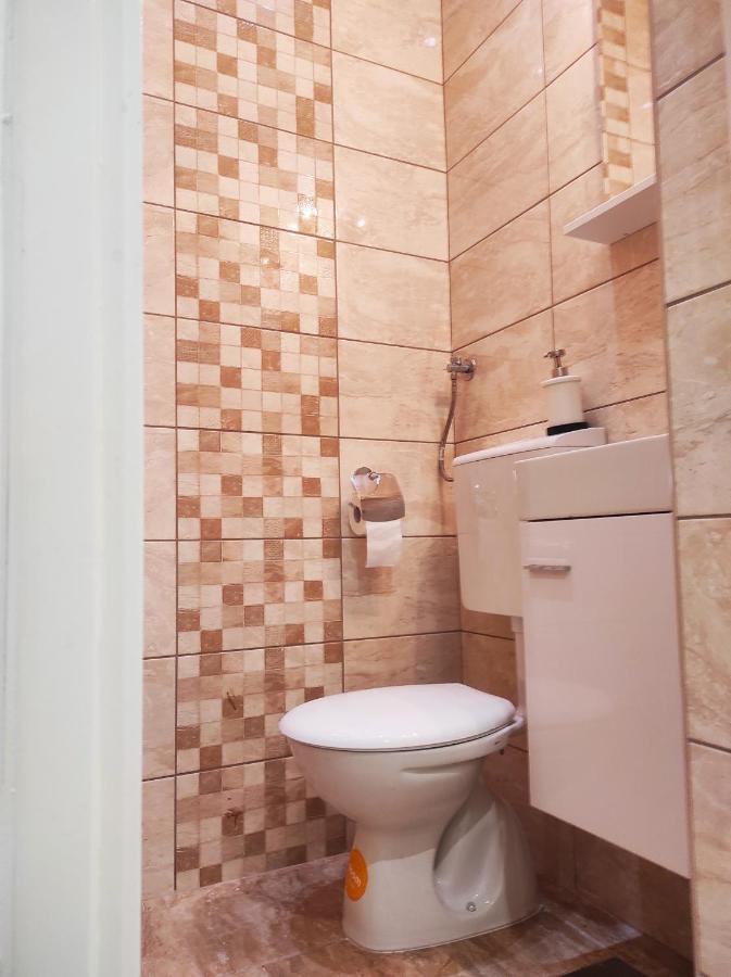 Garden House Apartment トレビニエ エクステリア 写真